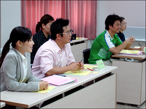 방금 전에 면접을 본 면접관들. 